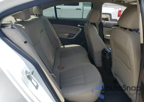 2017 Buick Regal Premium из США, поврежденный, VIN 2G4GR5GX8H9113406